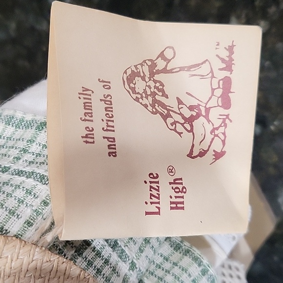 Lizzie High's 1992 "Annie Bowman With Rabbit Cage and Tag - Picture 6 of 11